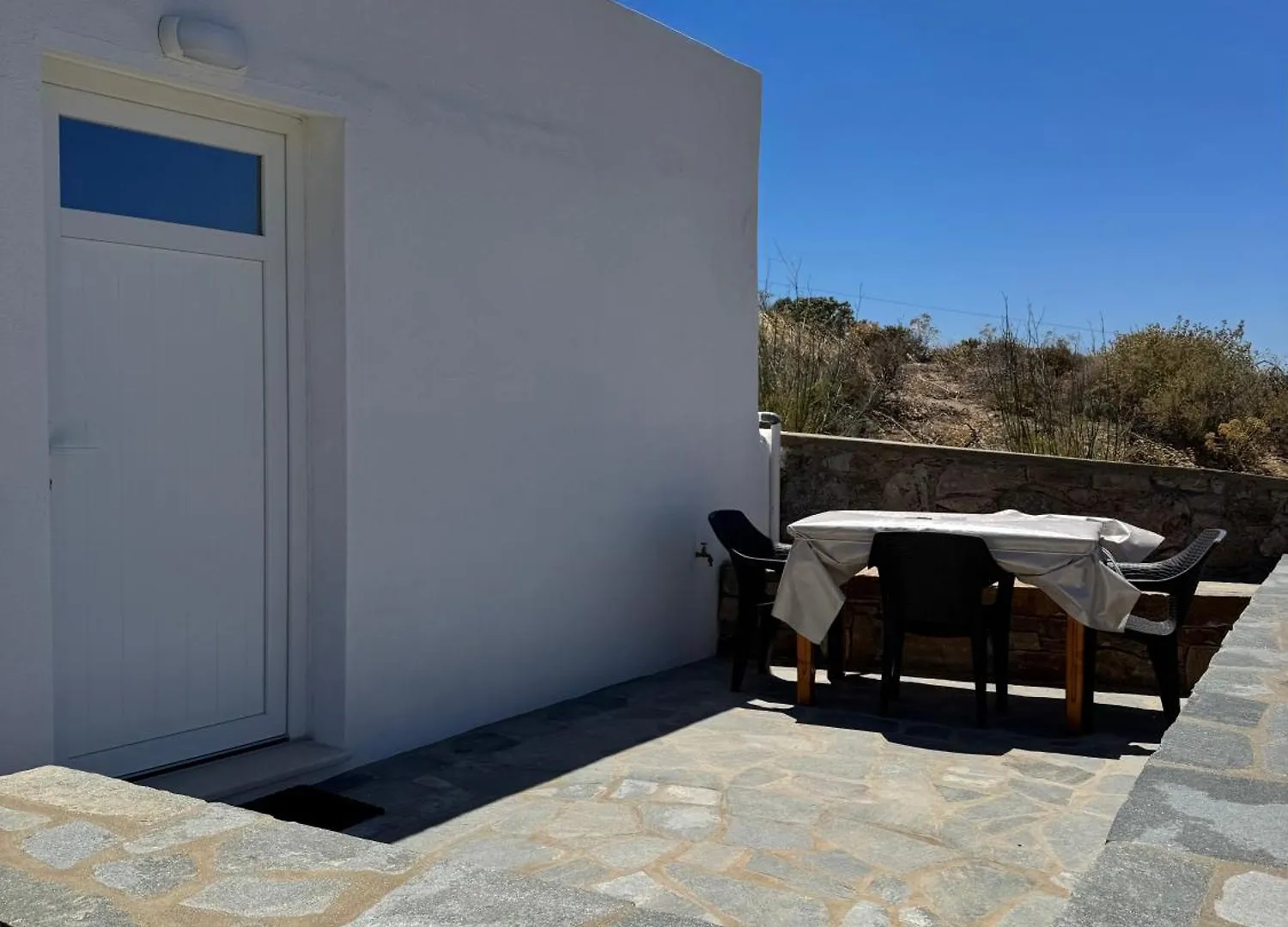 Oxalis Mykonos Apartments Plintri Grekland